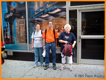 S�ren Nicole & Lilo allein in New York