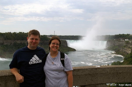 Peter und Nicole an den Niagara F�llen