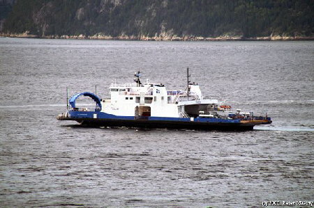 F�hre am Saguenay Fjord